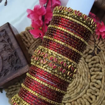 Louts Maroon Bangles Set